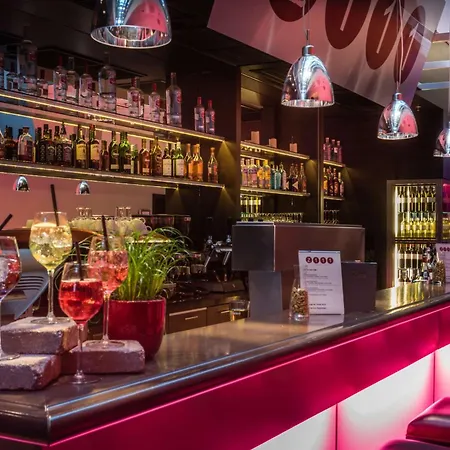 Szálloda Western Premier