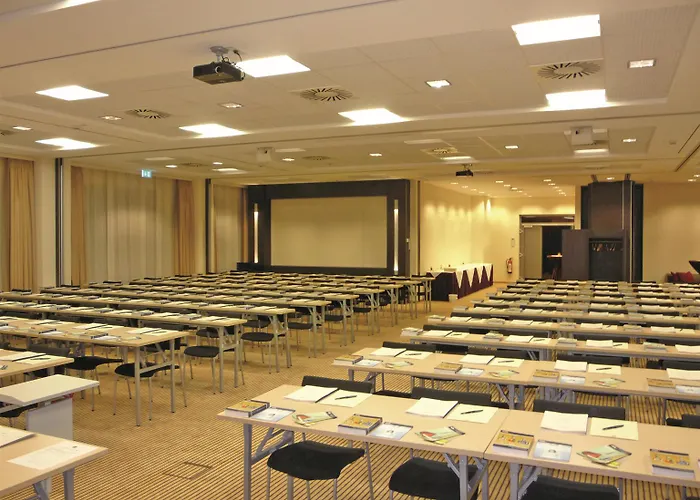 Western Premier Szálloda 4*