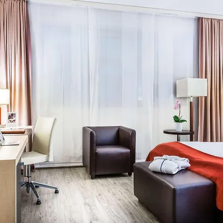 Готель Operated By Beepartment 4*