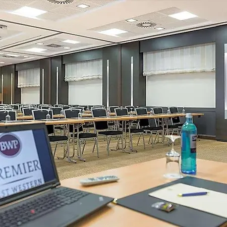 Western Premier Otel 4*