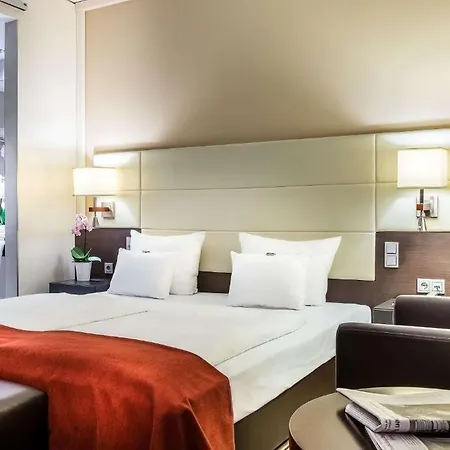 Operated By Beepartment Hotel 4*