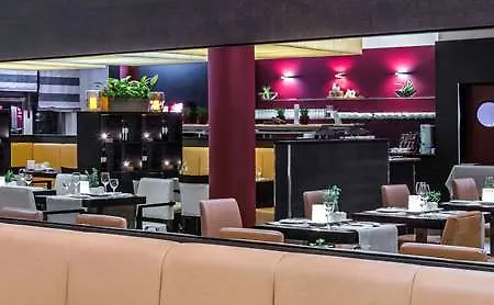 فندق Western Premier