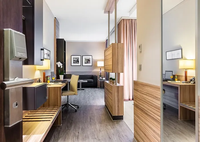 Western Premier Hotel